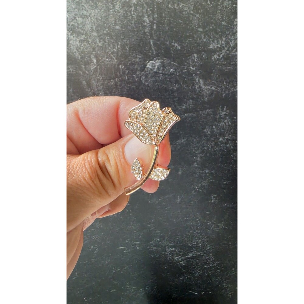 Clear Rhinestone Rose Gold Tone Metal Floral Brooch Vintage Costume Jewelry
